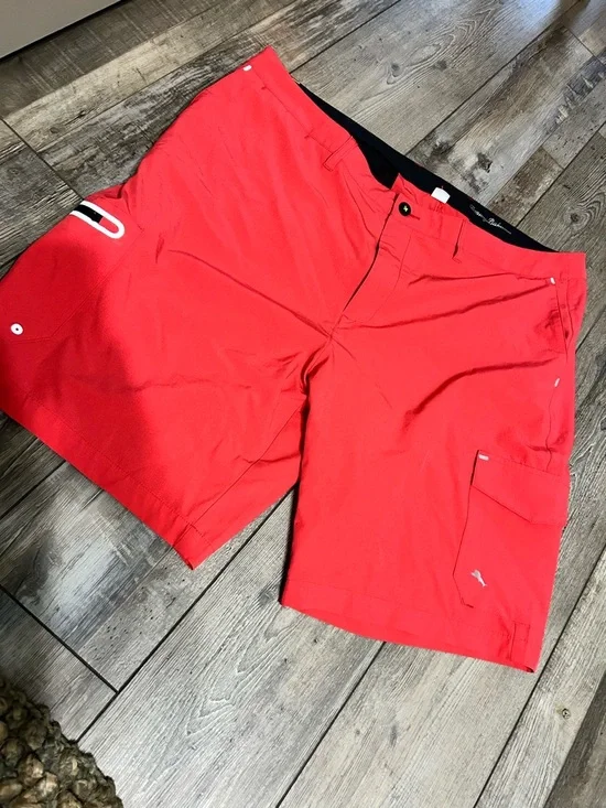 Tommy Bahama Island Active Men's 42 Red Cargo Shorts with Mesh Pockets - Picture 2 of 7